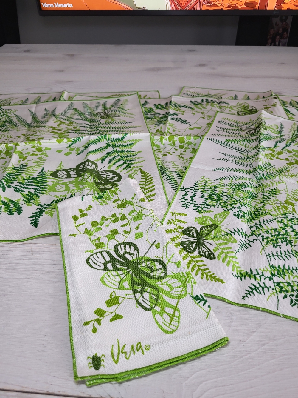 Vera Set Of 6 Dinner Napkins Fern Butterfly Ladybug Rare Print Whimsical Fairy.